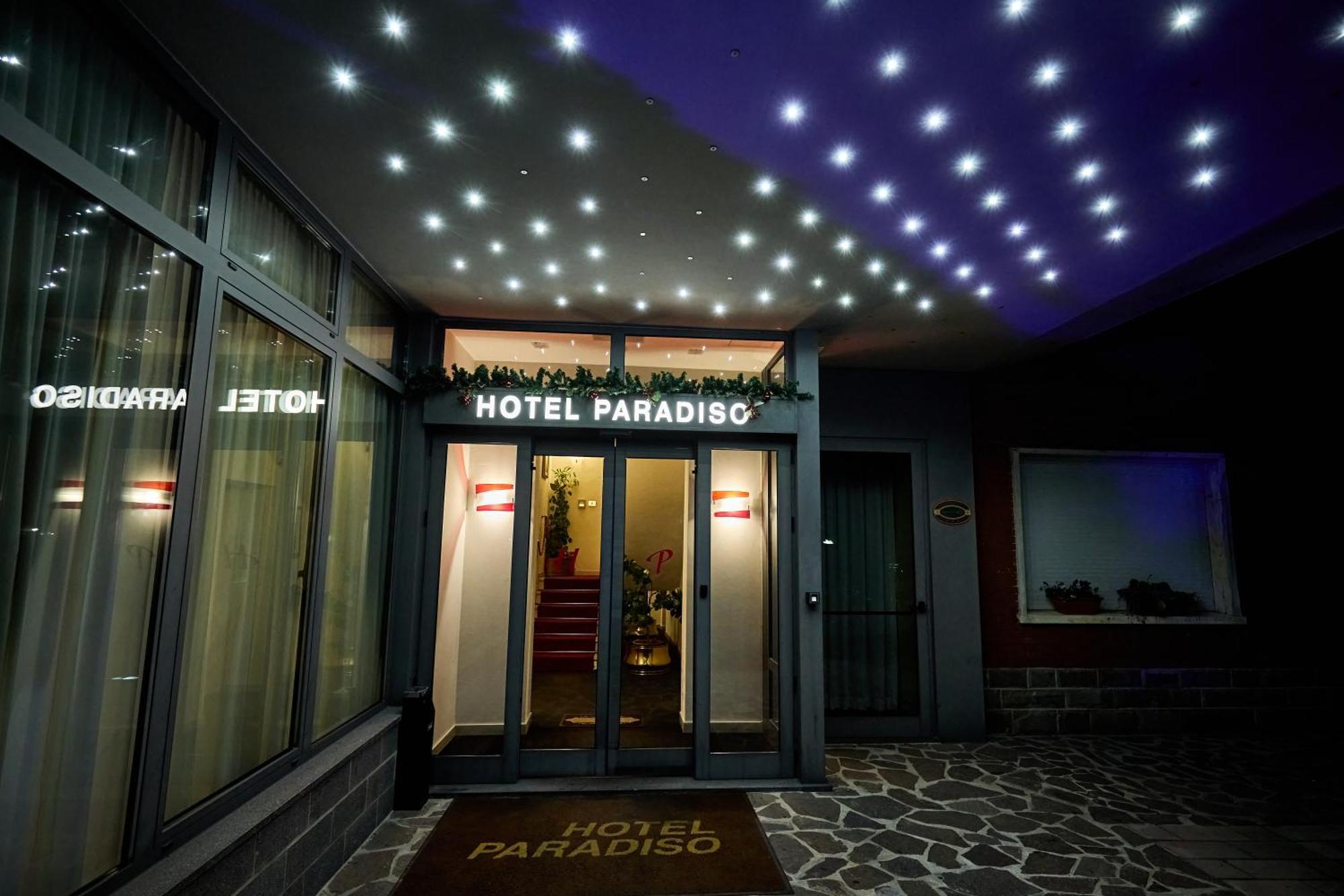 Paradiso Hotel 3*