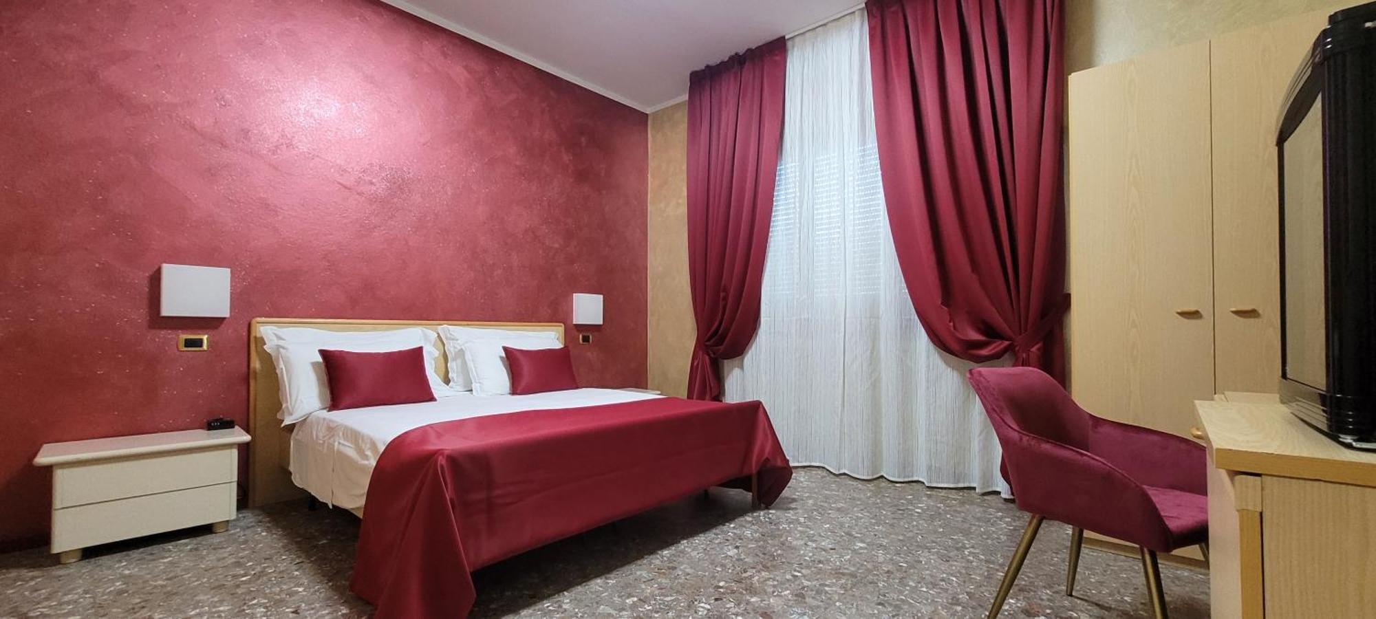 Hotel Paradiso