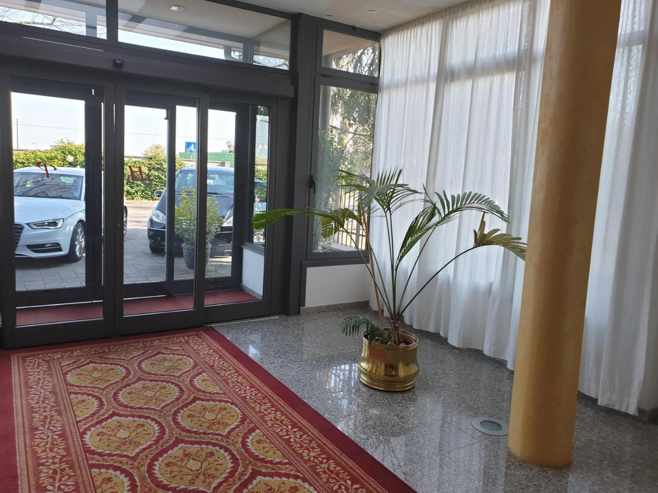 Paradiso 3* Altedo